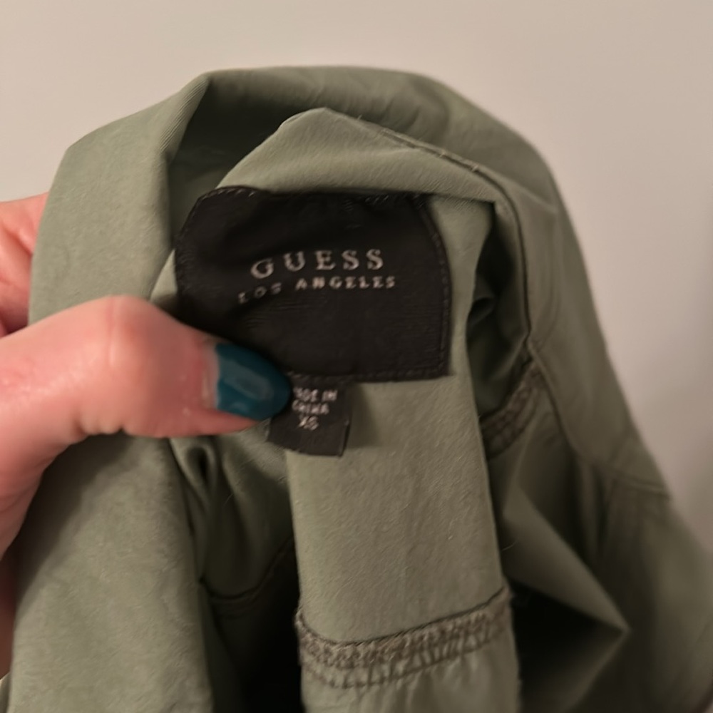 Guess Jacket - Picture 2 of 2